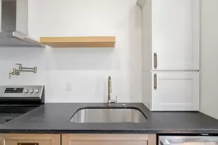 607 Main St, Cincinnati, OH 45202 - Photo 10