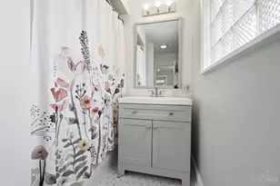 4218 Millsbrae Ave, Cincinnati, OH 45209 - Photo 24