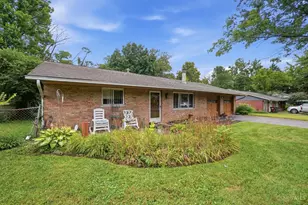 9602 Kosta Dr, Springfield Township, OH 45231 - Photo 6