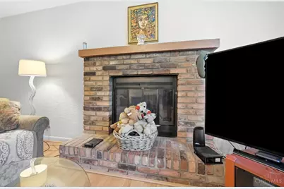 9602 Kosta Drive, Springfield Township, OH 45231 - Photo 16