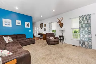 9870 Baker Hanselman Rd, Franklin Township, OH 45121 - Photo 24