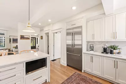 2486 Observatory Avenue, Cincinnati, OH 45208 - Photo 18