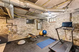 2486 Observatory Ave, Cincinnati, OH 45208 - Photo 42
