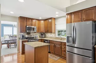 858 Trappers Xing, Miami Township, OH 45150 - Photo 10