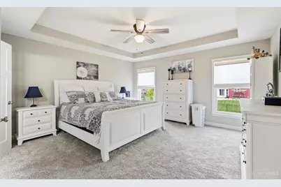 2716 Renaissance Boulevard, Middletown, OH 45005 - Photo 22