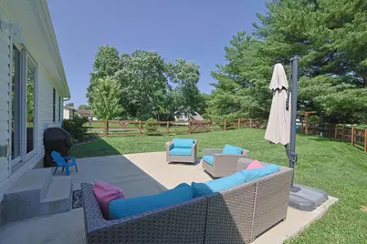 20588 Lakeview Drive, Lawrenceburg, IN 47025 - Photo 32