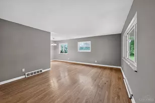 11410 Pippin Rd, Cincinnati, OH 45231 - Photo 6