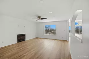 1102 Arbor Springs Dr, Hamilton, OH 45013 - Photo 2