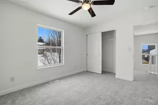 1102 Arbor Springs Dr, Hamilton, OH 45013 - Photo 16