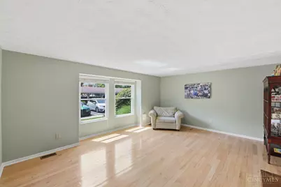 955 Woodlyn Drive N, Anderson Township, OH 45230 - Photo 6