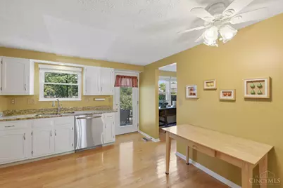 955 Woodlyn Drive N, Anderson Township, OH 45230 - Photo 8
