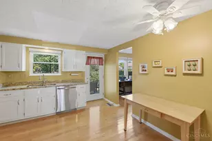 955 Woodlyn Dr N, Anderson Township, OH 45230 - Photo 8