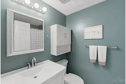 955 Woodlyn Drive N, Anderson Township, OH 45230 - Photo 28