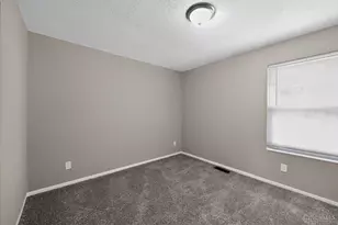 4750 Mayhew Ave, Cincinnati, OH 45238 - Photo 24