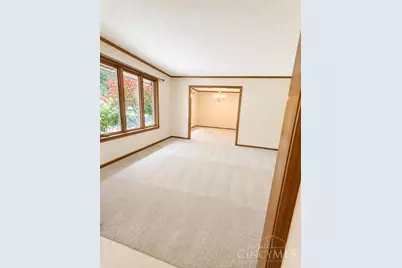 8782 Cottonwood Place, Springboro, OH 45066 - Photo 6