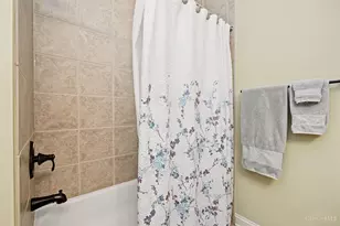 6229 Lancashire Tr, Liberty Township, OH 45044 - Photo 16