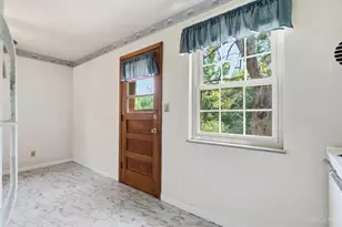 1975 S Lynndale Ave, Cincinnati, OH 45231 - Photo 8