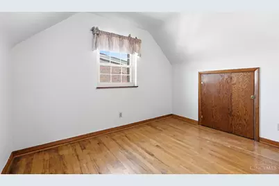 1975 Lynndale Avenue S, Cincinnati, OH 45231 - Photo 16
