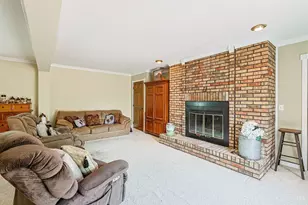 347 Bob Dr, Delhi Township, OH 45238 - Photo 8