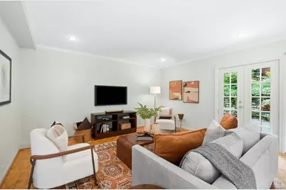 407 Lafayette Avenue, Cincinnati, OH 45220 - Photo 6