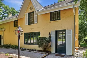 407 Lafayette Ave, Cincinnati, OH 45220 - Photo 2