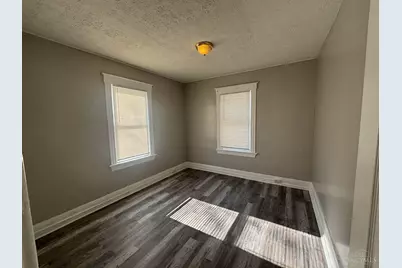 3671 Vine Street #2, Cincinnati, OH 45220 - Photo 4