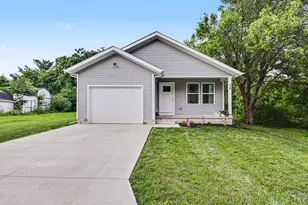 26 Miron St, Bloomingburg, OH 43106 - Photo 1