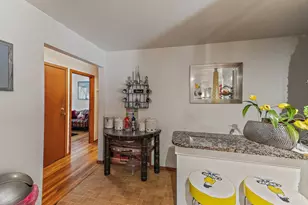 10597 Toulon Dr, Springfield Township, OH 45240 - Photo 8