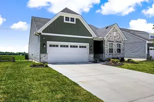 454 Red Maple Ln, Wilmington, OH 45177 - Photo 4