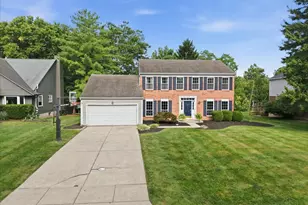 953 Watch Creek Dr, Anderson Township, OH 45230 - Photo 2