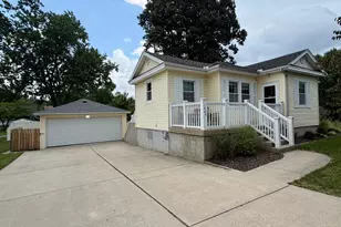 11560 Walnut St, Springdale, OH 45246 - Photo 1