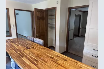 8295 Beckett Station Drive, West Chester, OH 45069 - Photo 6
