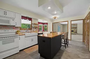 8295 Beckett Station Dr, West Chester, OH 45069 - Photo 16