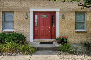 8295 Beckett Station Dr, West Chester, OH 45069 - Photo 4