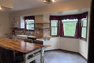 8295 Beckett Station Dr, West Chester, OH 45069 - Photo 2