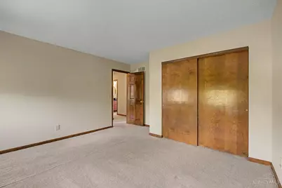 8295 Beckett Station Drive, West Chester, OH 45069 - Photo 32