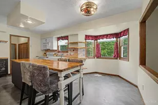 8295 Beckett Station Dr, West Chester, OH 45069 - Photo 12