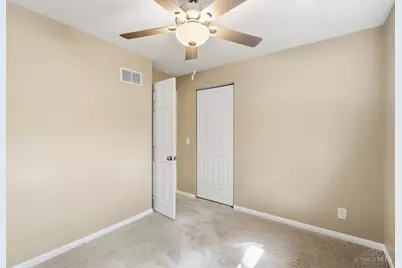 8844 Mockingbird Lane, Springfield Township, OH 45231 - Photo 20