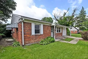 821 W Galbraith Rd, Springfield Township, OH 45231 - Photo 2