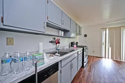 821 W Galbraith Road, Springfield Township, OH 45231 - Photo 8