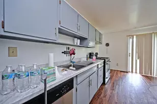821 W Galbraith Rd, Springfield Township, OH 45231 - Photo 8
