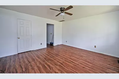 821 W Galbraith Road, Springfield Township, OH 45231 - Photo 6