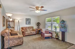 110 Melanee Ln, Oxford, OH 45056 - Photo 4