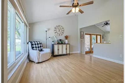 5533 Liberty Woods Drive, Liberty Township, OH 45011 - Photo 8