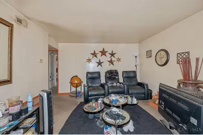 2370 Losantiville Avenue, Golf Manor, OH 45237 - Photo 20