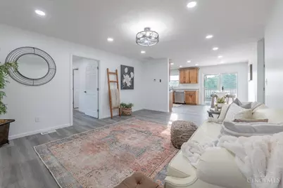 132 E Main Street, Leesburg, OH 45135 - Photo 6
