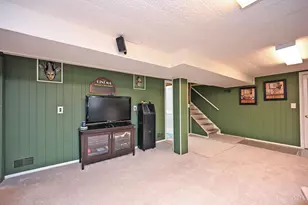 137 Bayham Dr, Green Hills, OH 45218 - Photo 30