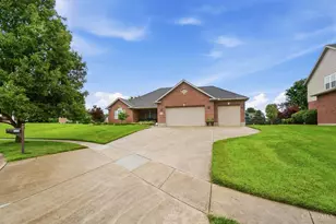 1548 Alexander Dr, Hamilton, OH 45013 - Photo 4