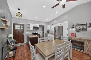 2491 Windsor Village Dr, Miamisburg, OH 45342 - Photo 4