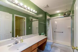 401 St Andrews Cir, Miami Township, OH 45150 - Photo 30